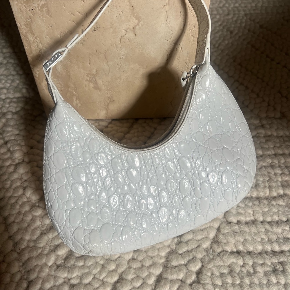 BY FAR Baby Amber Croc Embossed White Textured Shoulder Bag - Picture 4 of 14